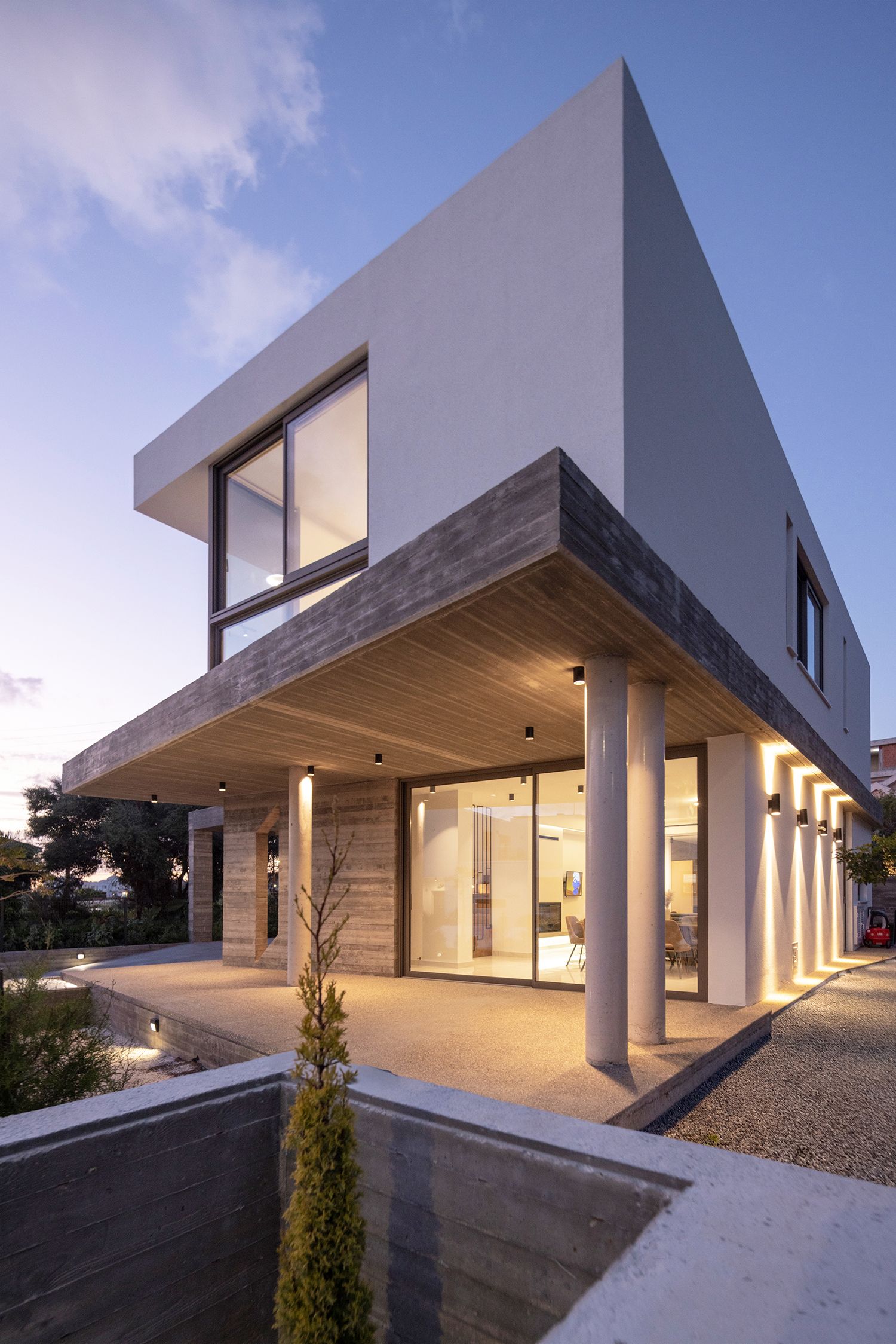 Panoramic View - Dusk Exterior