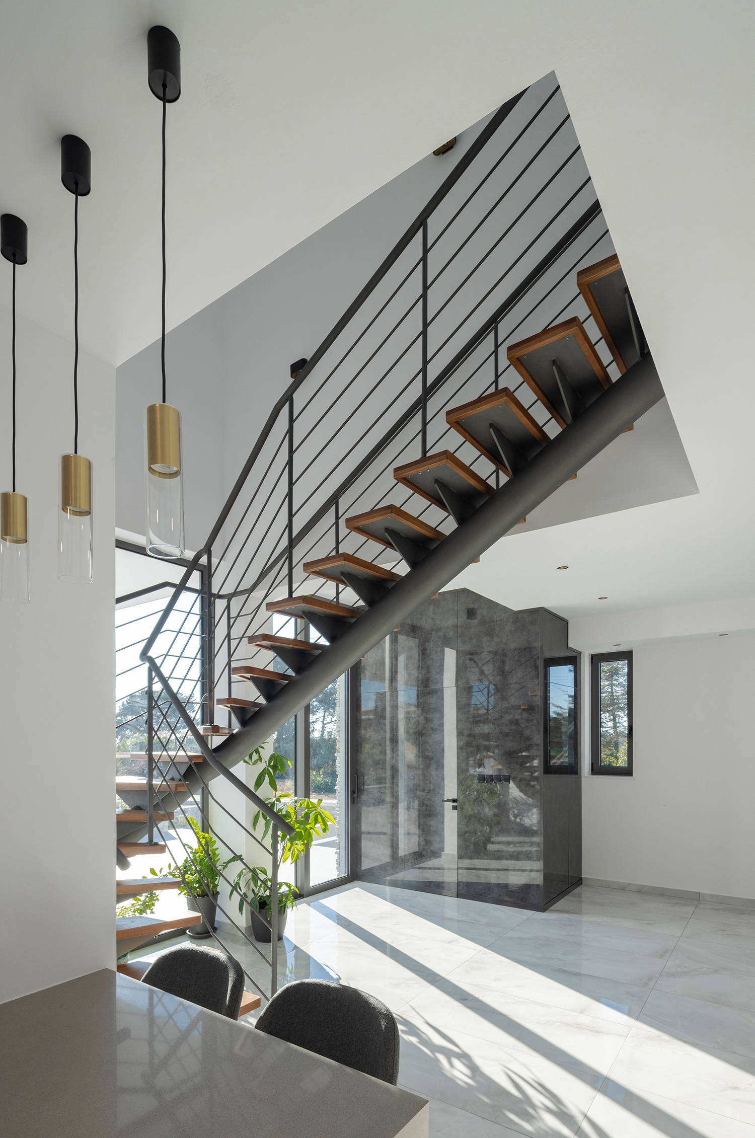 Detailed view of the staircase.